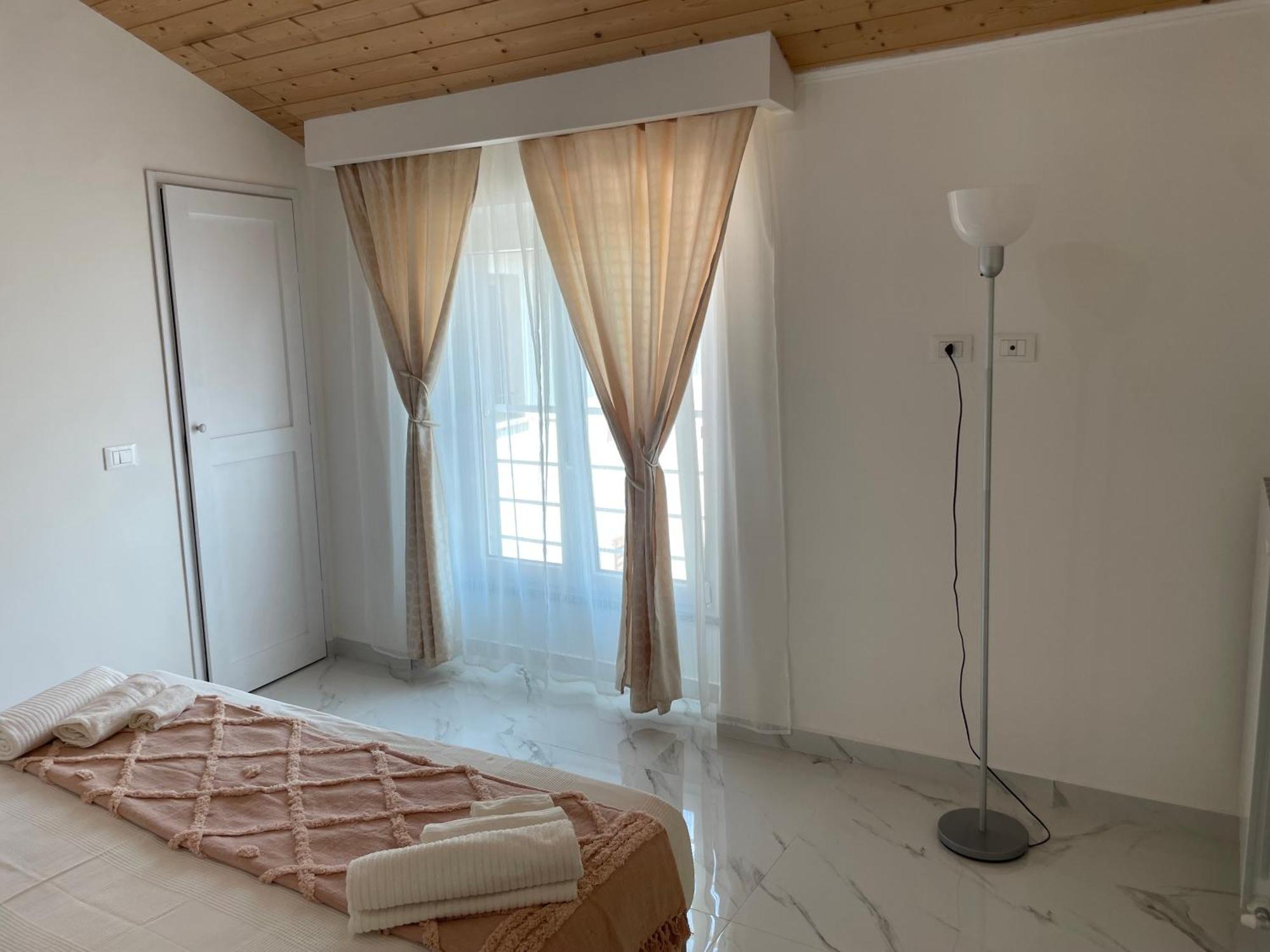 Real Home Azzano San Paolo Exterior photo